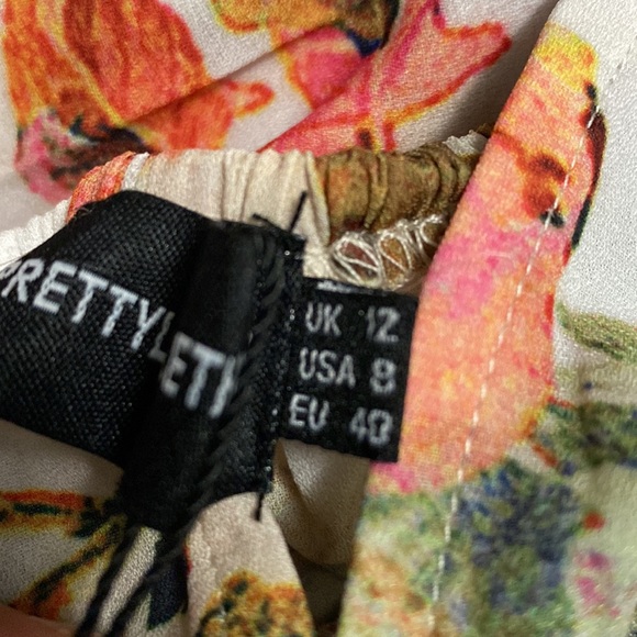 WHITE FLORAL PRINT CHIFFON HALTERNECK MAXI DRESS - Picture 8 of 8